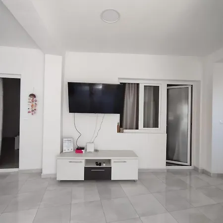 Deluxe Summer Breeze Daire Baška Voda